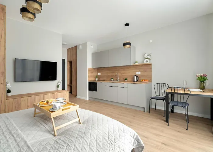 דירה Nowoczesne Very Berry W Poznaniu Z Parkingiem By Renters פוזנן