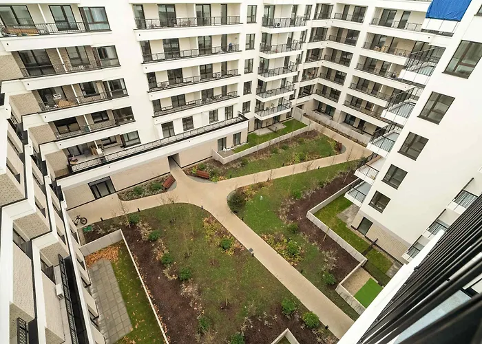 Nowoczesne Very Berry W Poznaniu Z Parkingiem By Renters * פוזנן